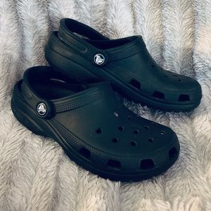 Black Crocs